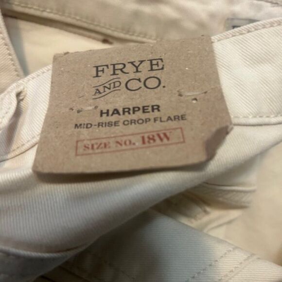 Frye & Co Cream Harper Mid-rise Flare button-fly crop pants, size 18W - Picture 5 of 5